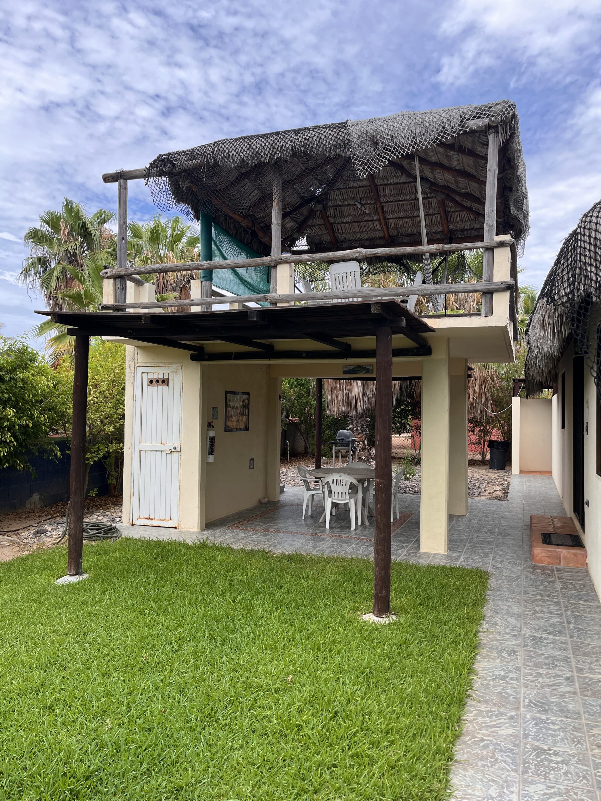 Cabo Pulmo Beach Resort grounds