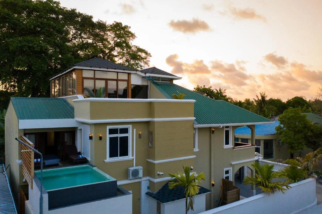 Fuvahmulah Central Hotel exterior