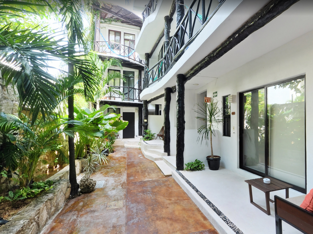 Siesta Fiesta Hotel exterior, Playa del Carmen