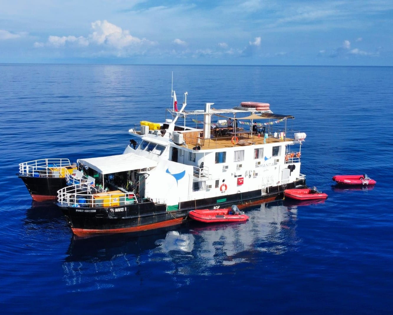 Navis 1 liveaboard, Philippines