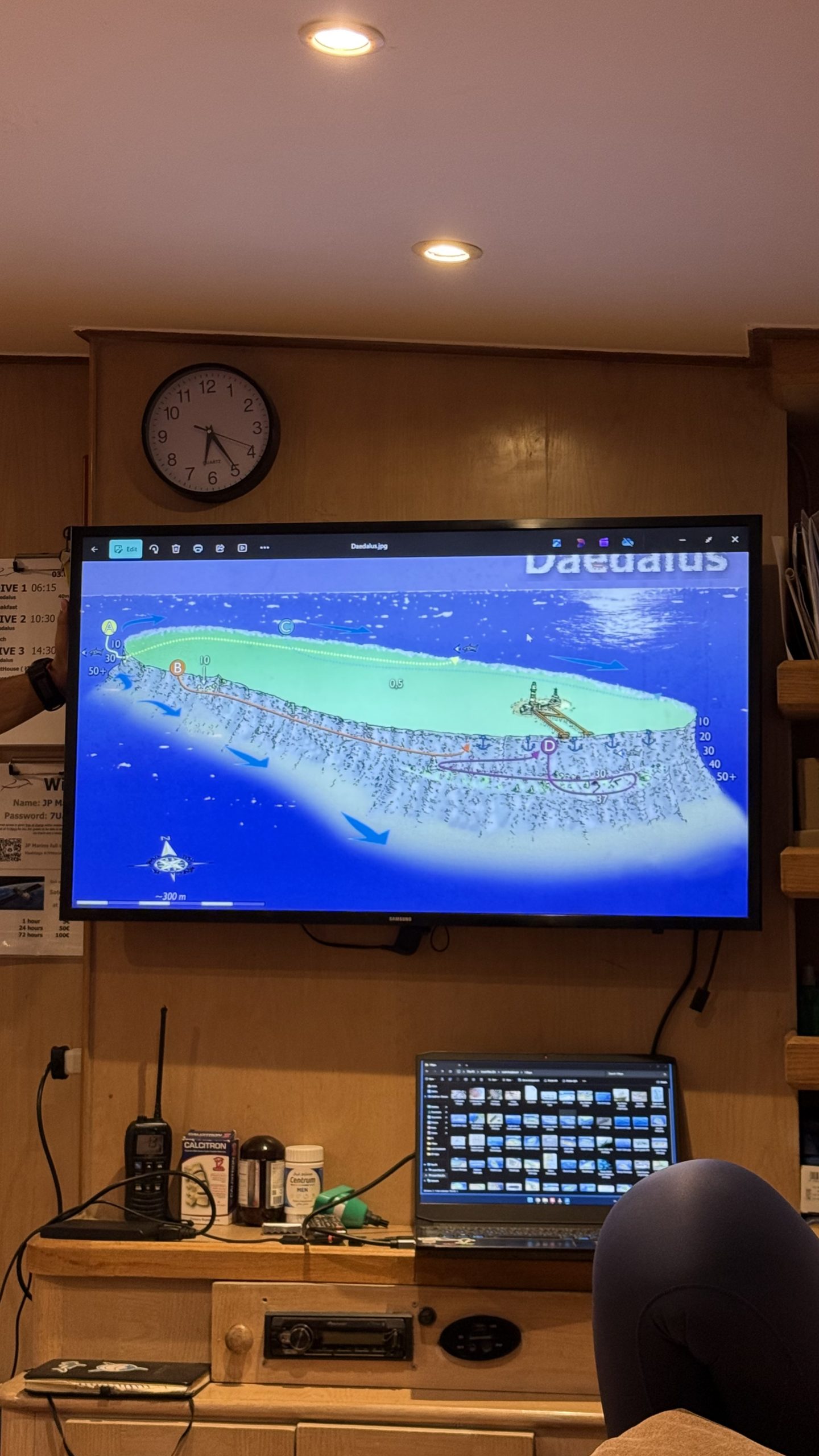 Dive site briefing map for Daedalus Reef, Egypt