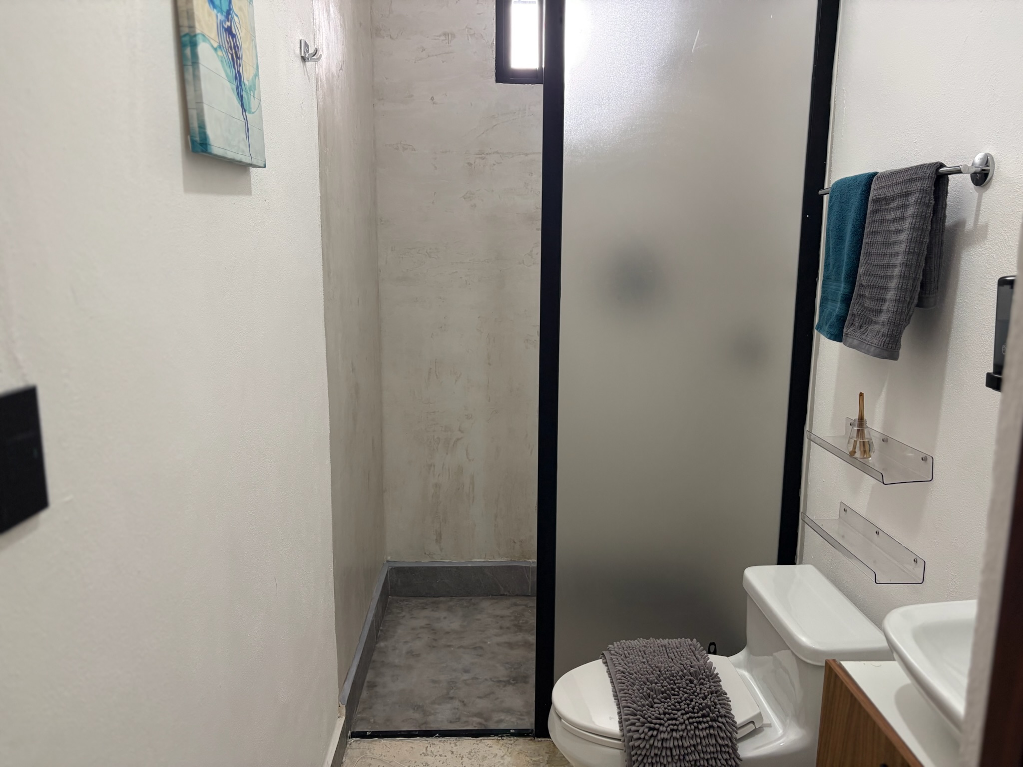 Private studio bathroom at Infinity2Diving, Tulum