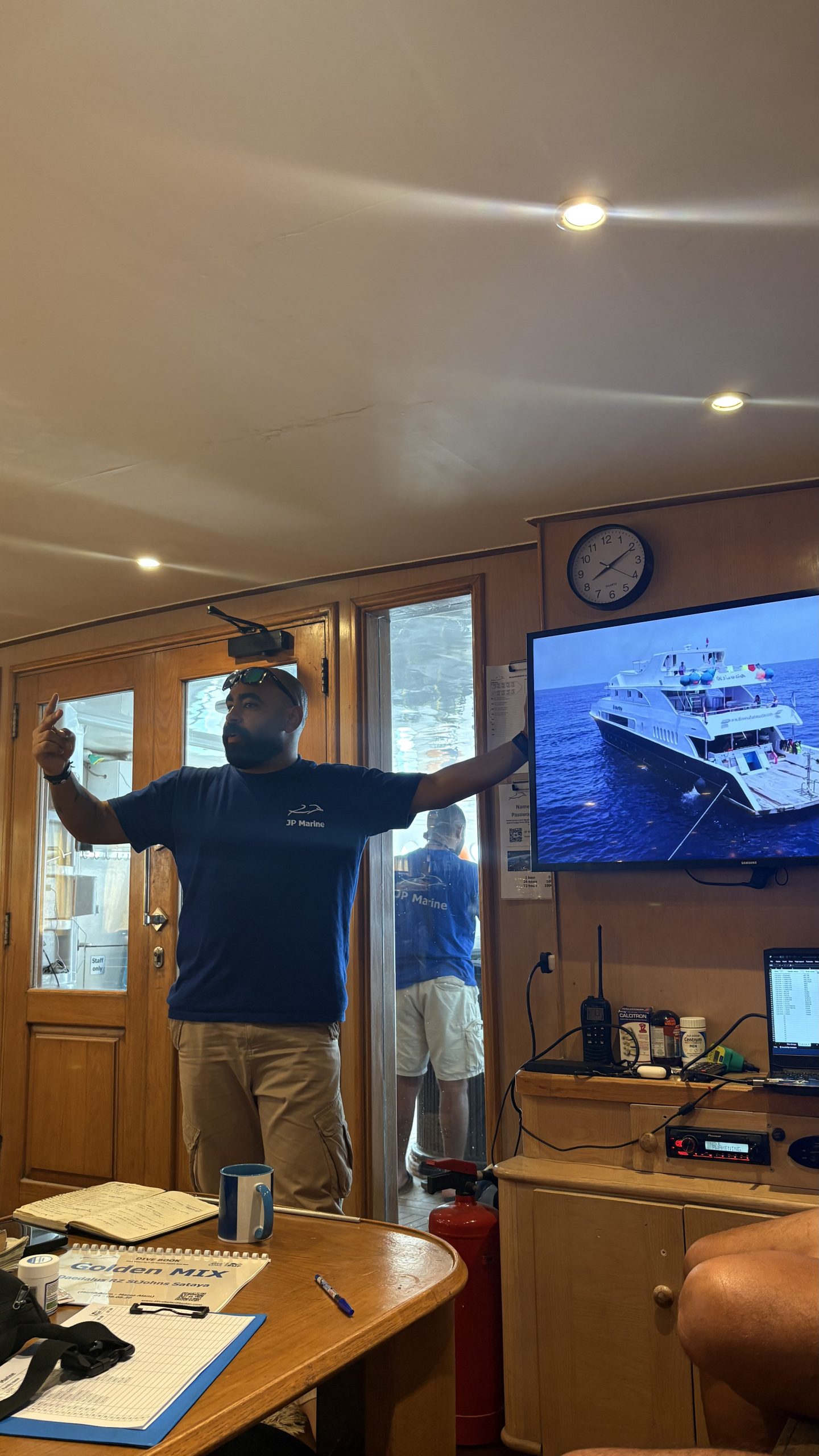 Dive briefing aboard a Red Sea liveaboard, Egypt